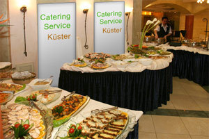 Catering mit mobilen Werbeflchen: Sichtschutz Paravent und Cateringkabine 