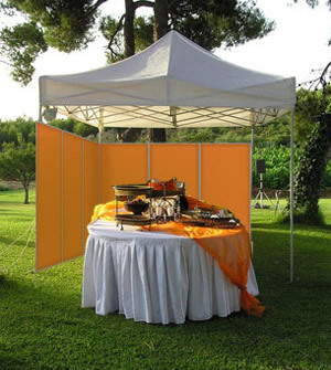 Windgeschtzte Catering-Bereiche mit Windschutz Paravent einrichten 